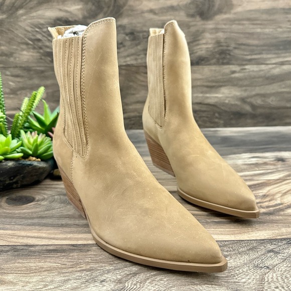 NEW Steve Madden 9M Terezza Tan Nubuck Pull On Pointed Toe Ankle Bootie - Picture 5 of 10